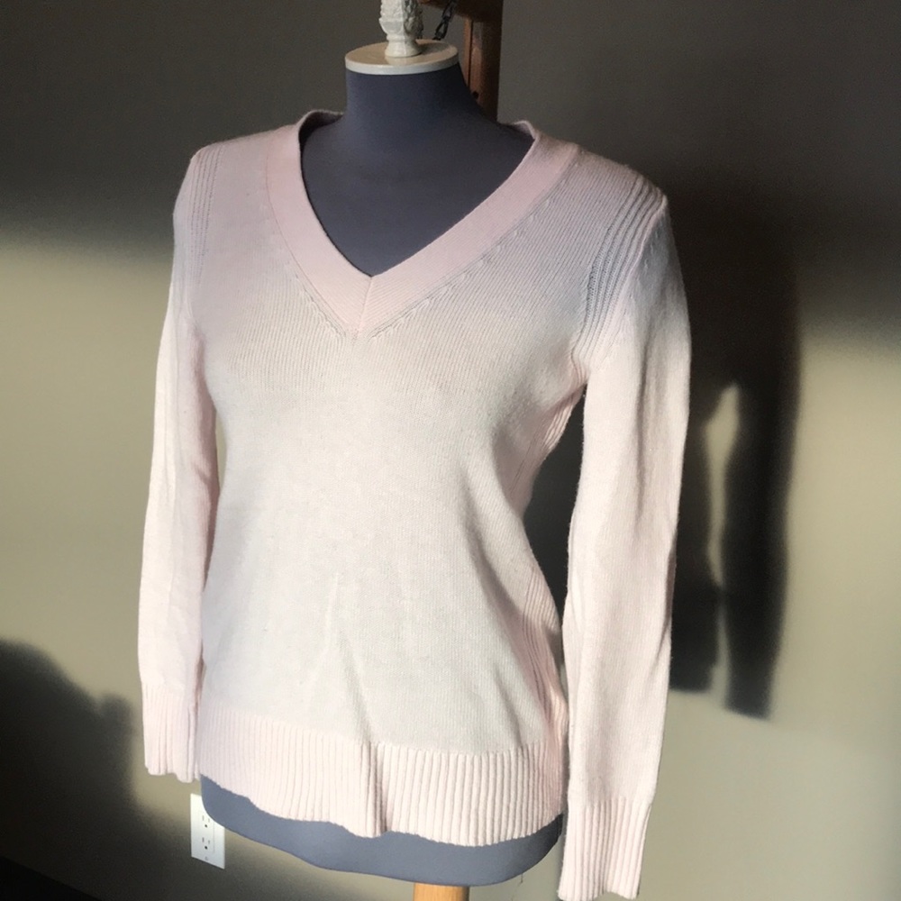 Banana Republic Soft Pink V Neck Sweater